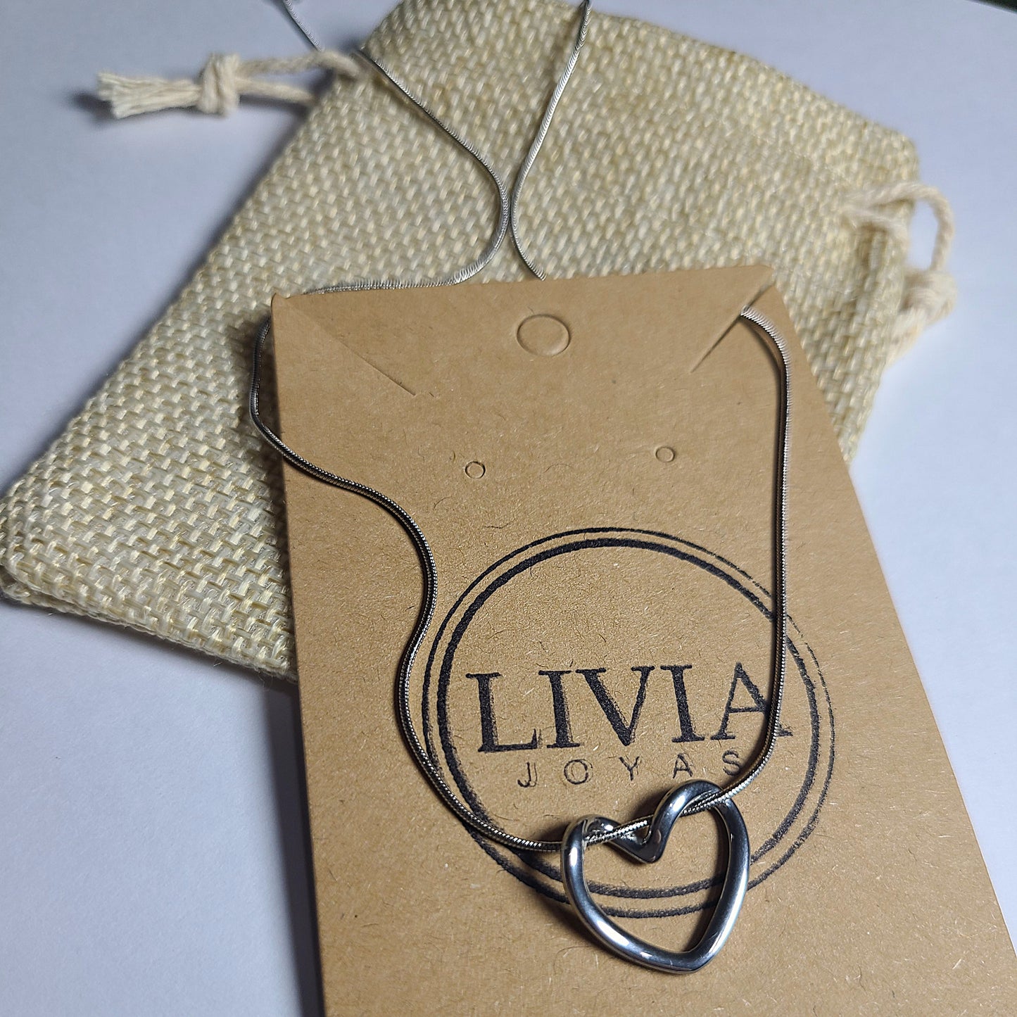 Collar corazón plateado | Acero quirúrgico